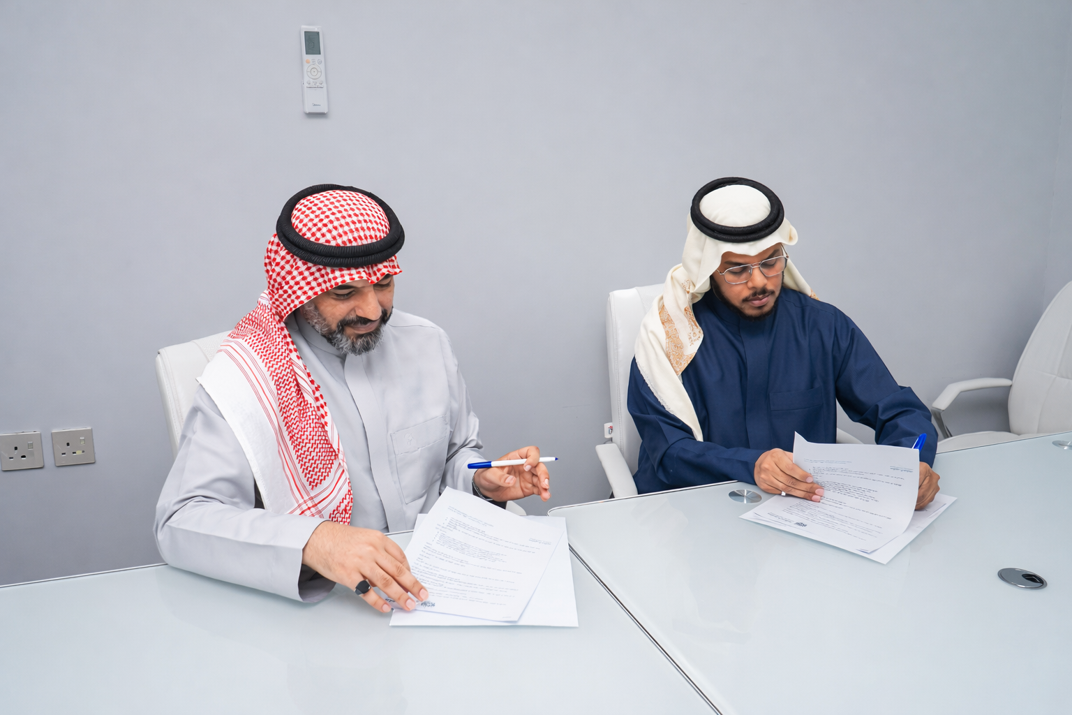 مؤسسة سلمى المطرود لرعاية الأطفال واليافعين توقّع اتفاقية شراكة مع الجمعية السعودية للفنون التشكيلية